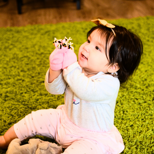 Baby-Led Piano® Bee Gloves